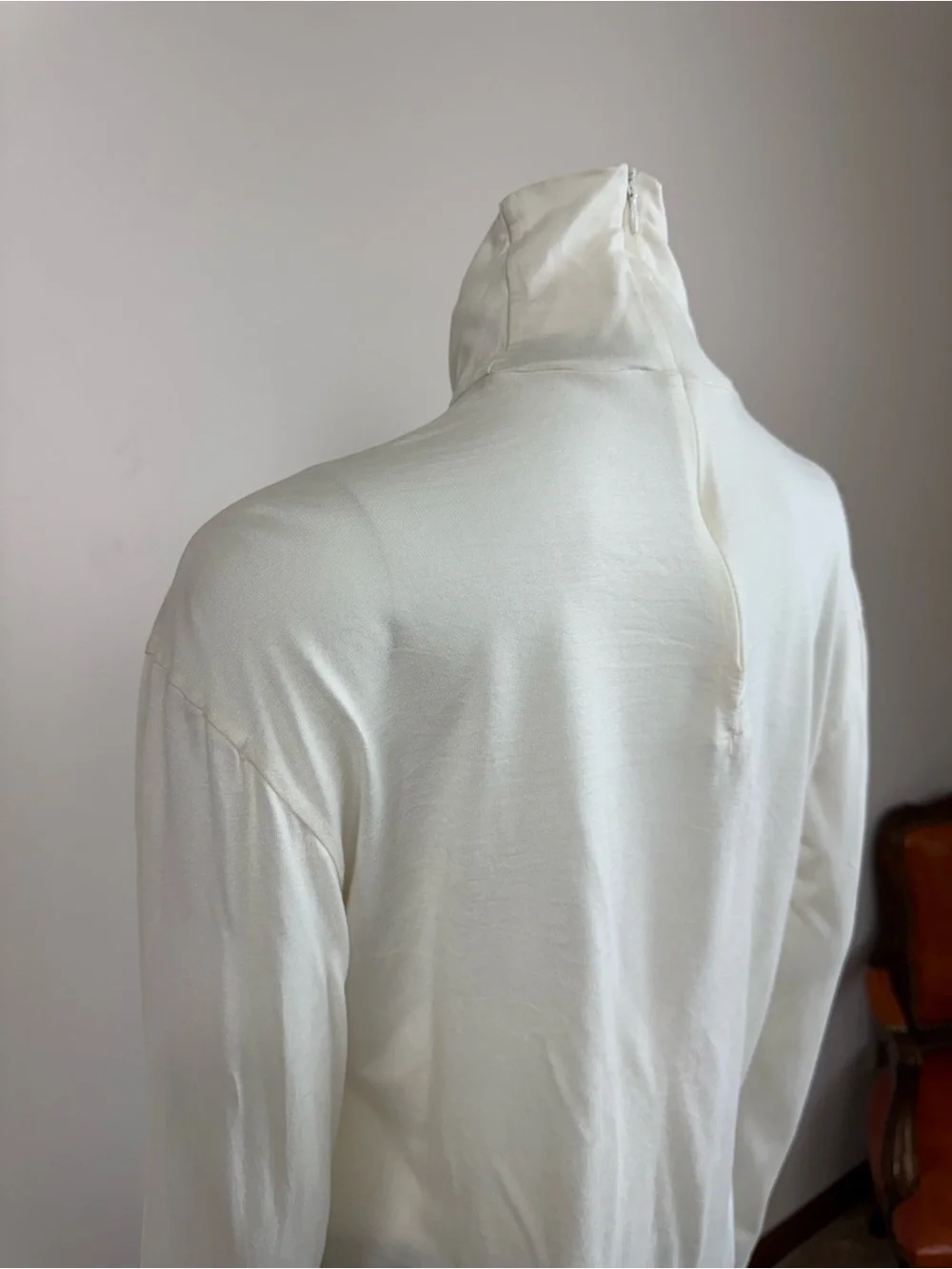 Dolce & Gabbana 100% Silk Ivory Turtleneck Long Sleeve Top IT 48